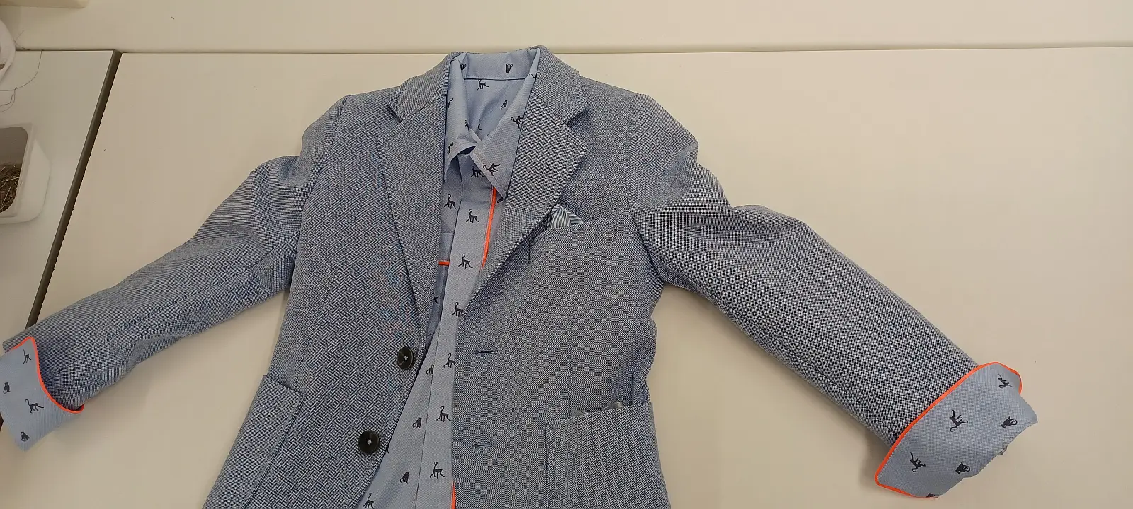 Jas en hemd voor communie